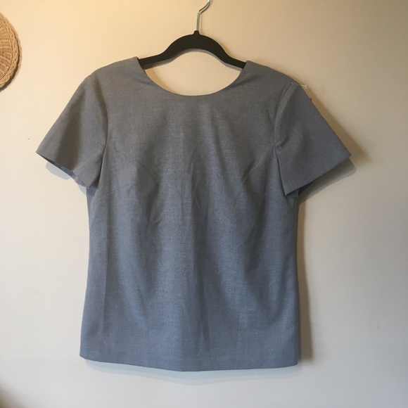 Banana republic size small gray neutral top. - Picture 1 of 10